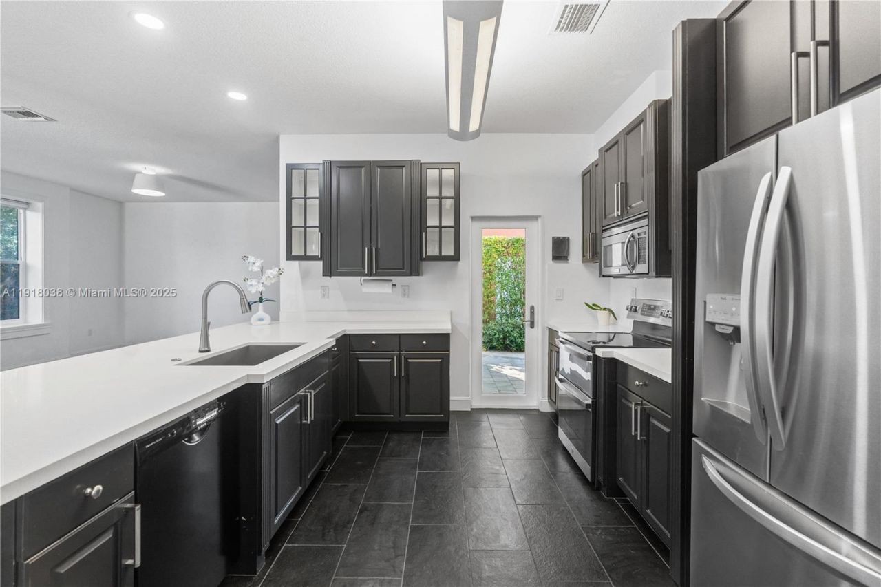 9777 SW 161st Pl, Miami, FL 33196 Photo