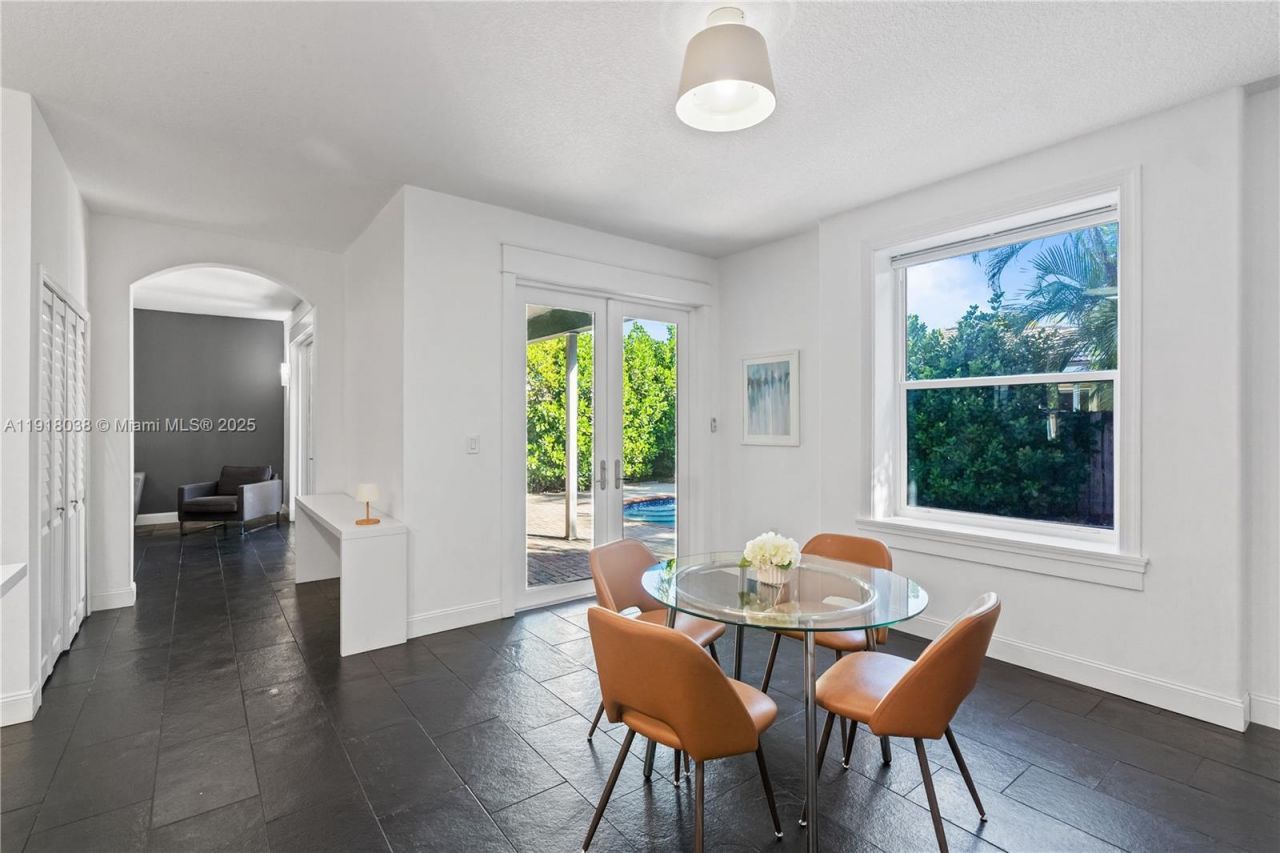 9777 SW 161st Pl, Miami, FL 33196 Photo