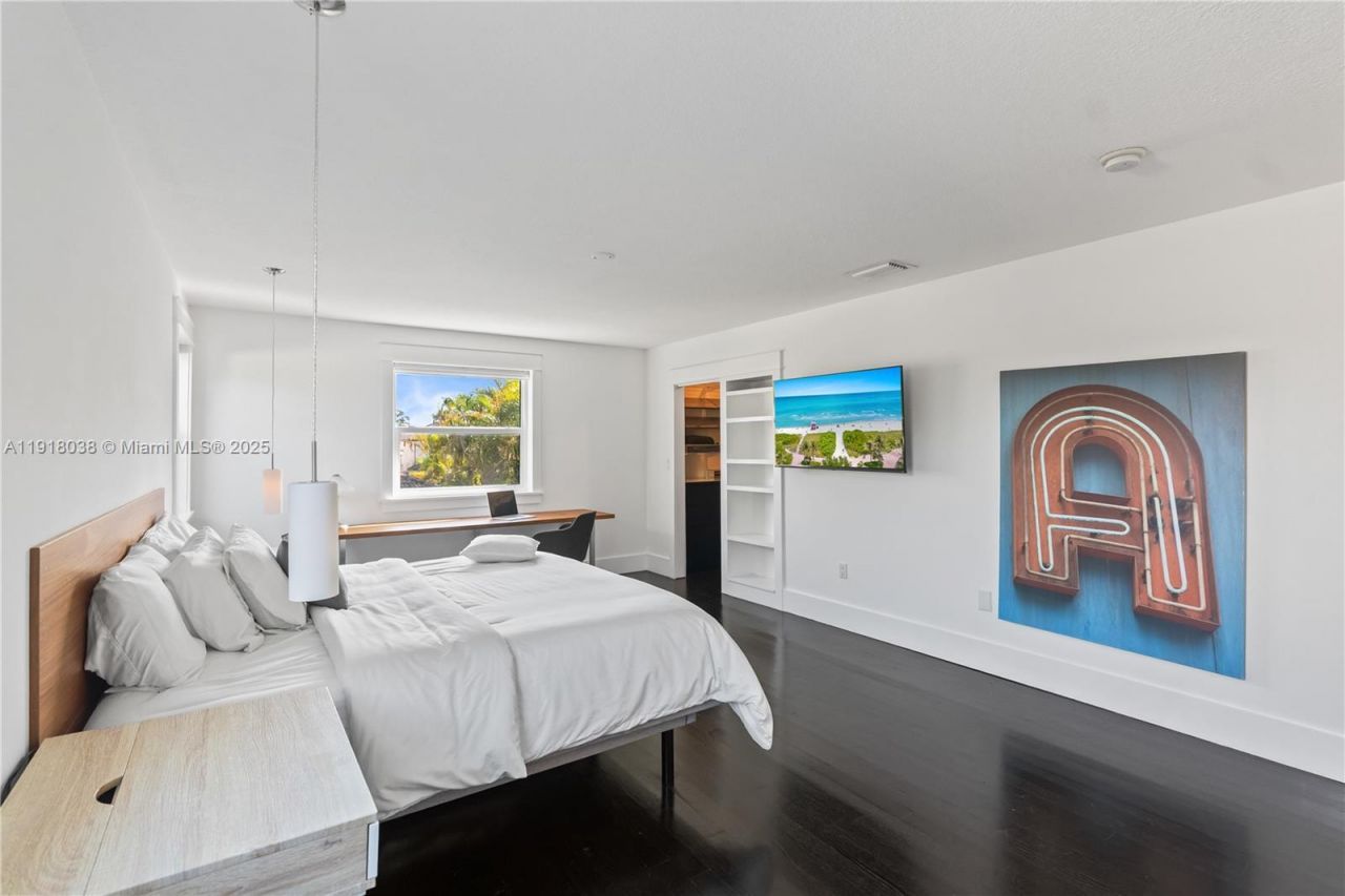 9777 SW 161st Pl, Miami, FL 33196 Photo