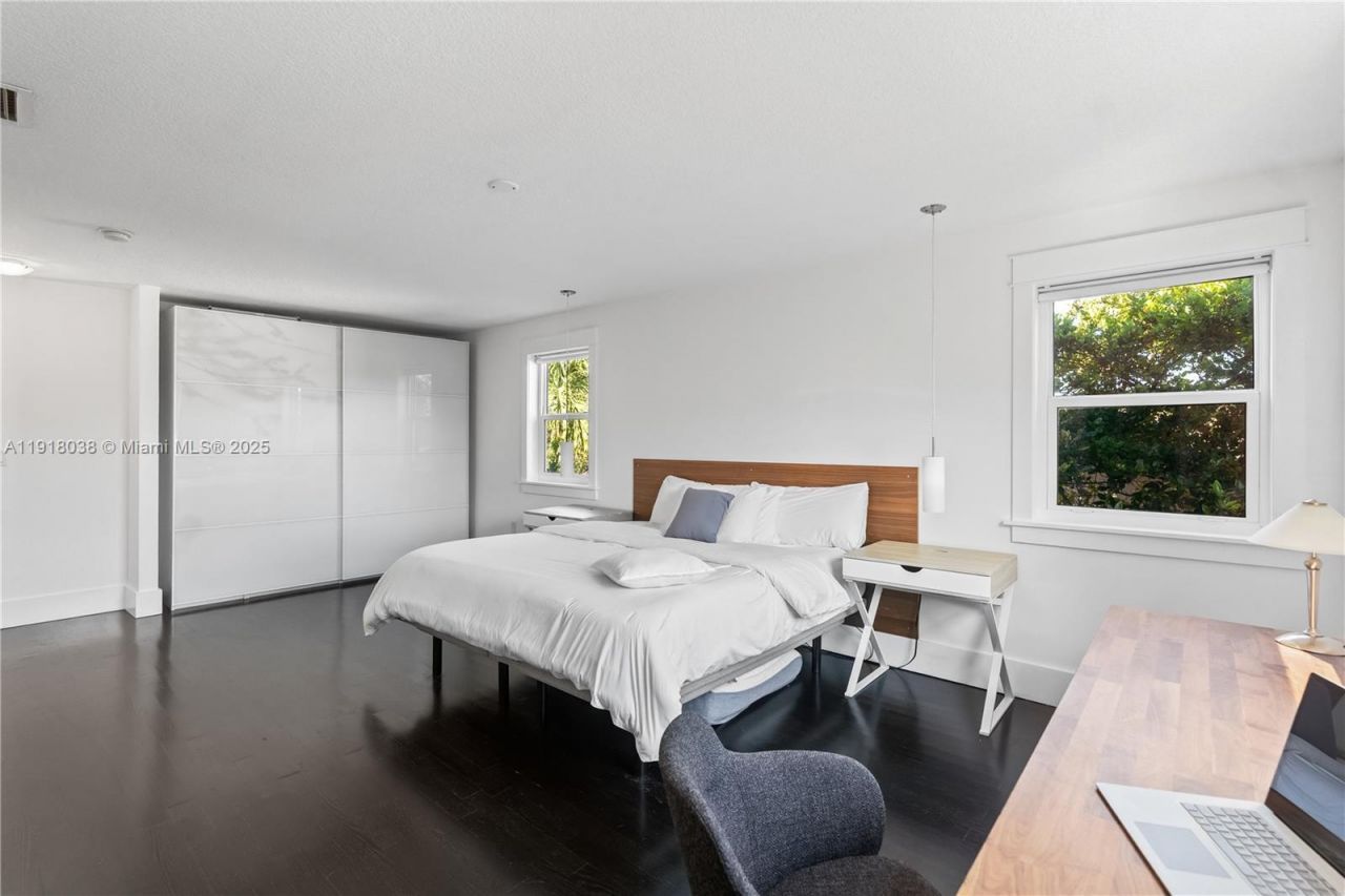 9777 SW 161st Pl, Miami, FL 33196 Photo