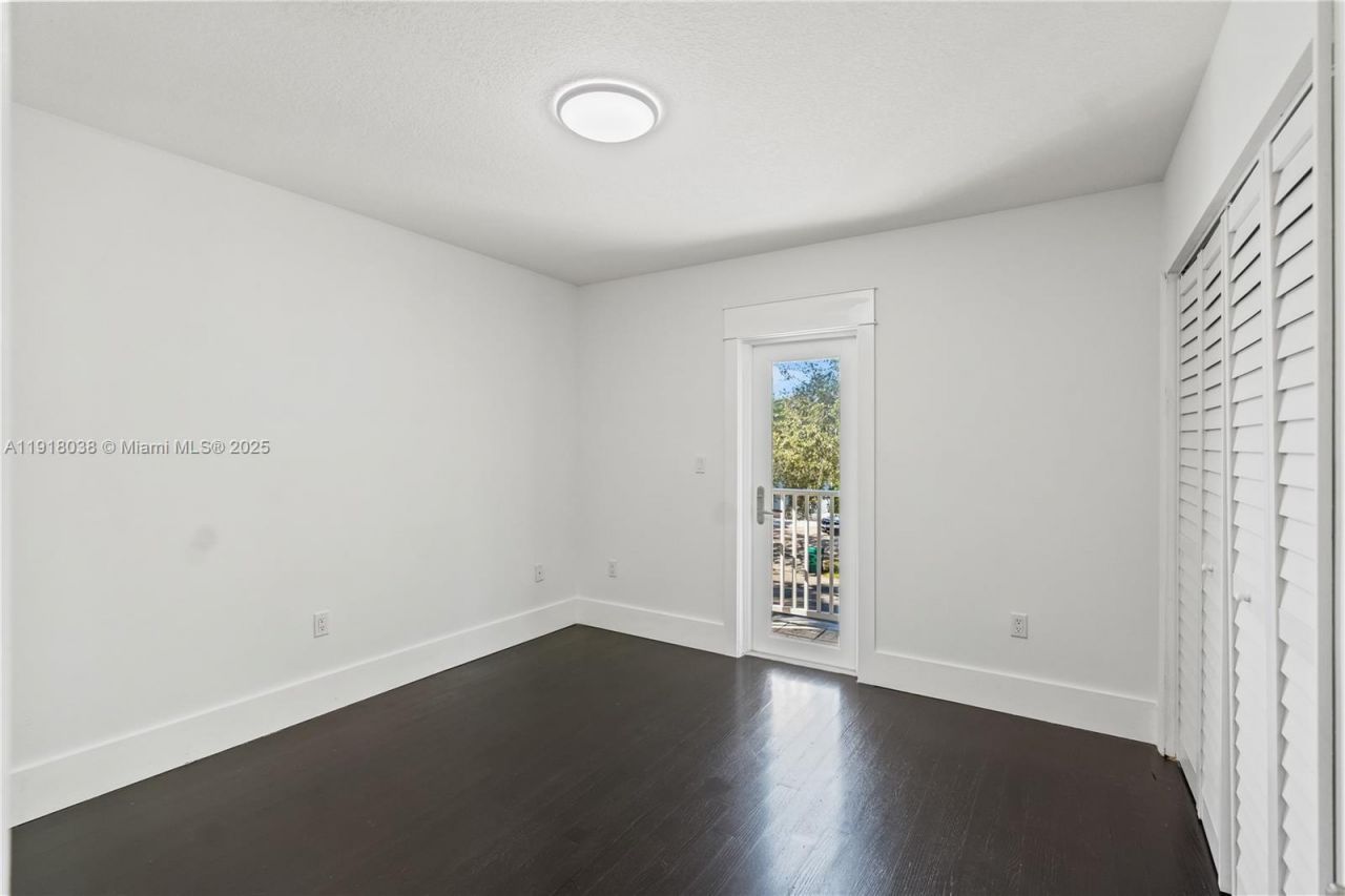 9777 SW 161st Pl, Miami, FL 33196 Photo