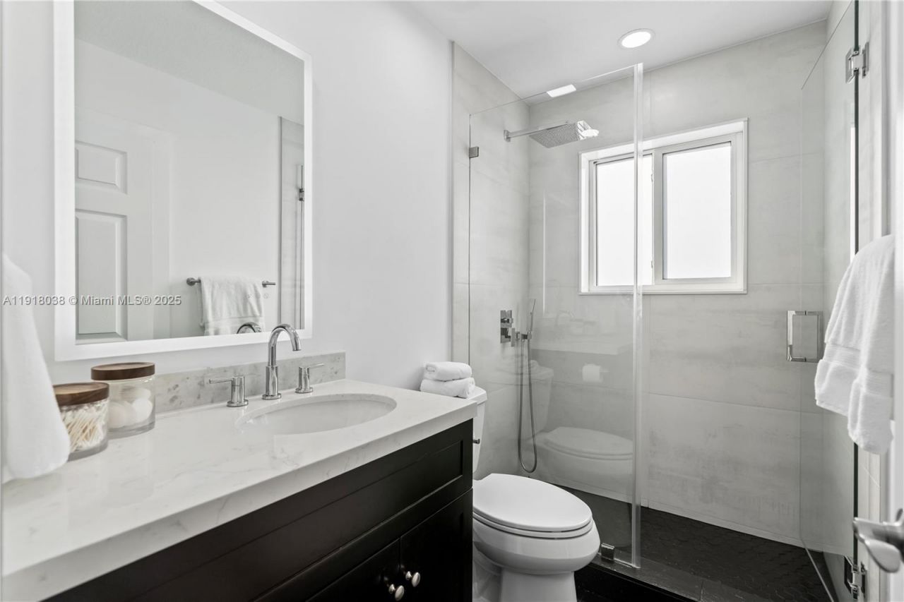 9777 SW 161st Pl, Miami, FL 33196 Photo