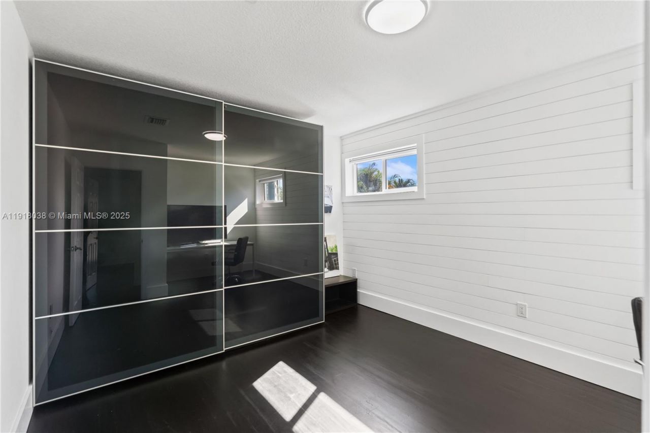 9777 SW 161st Pl, Miami, FL 33196 Photo