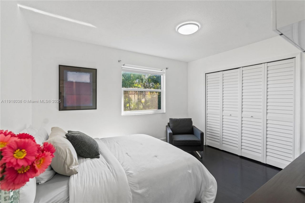 9777 SW 161st Pl, Miami, FL 33196 Photo