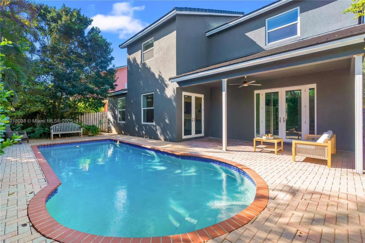 9777 SW 161st Pl, Miami, FL 33196 Photo