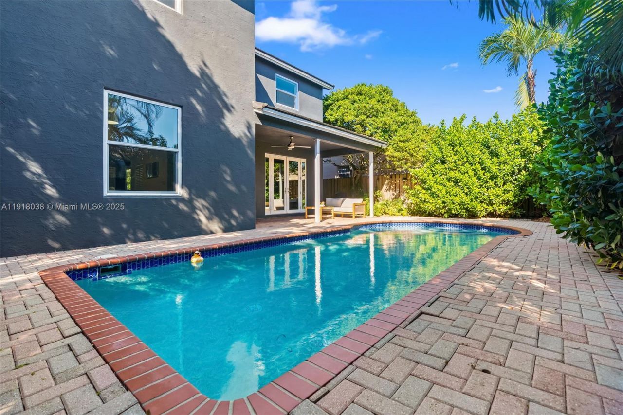 9777 SW 161st Pl, Miami, FL 33196 Photo