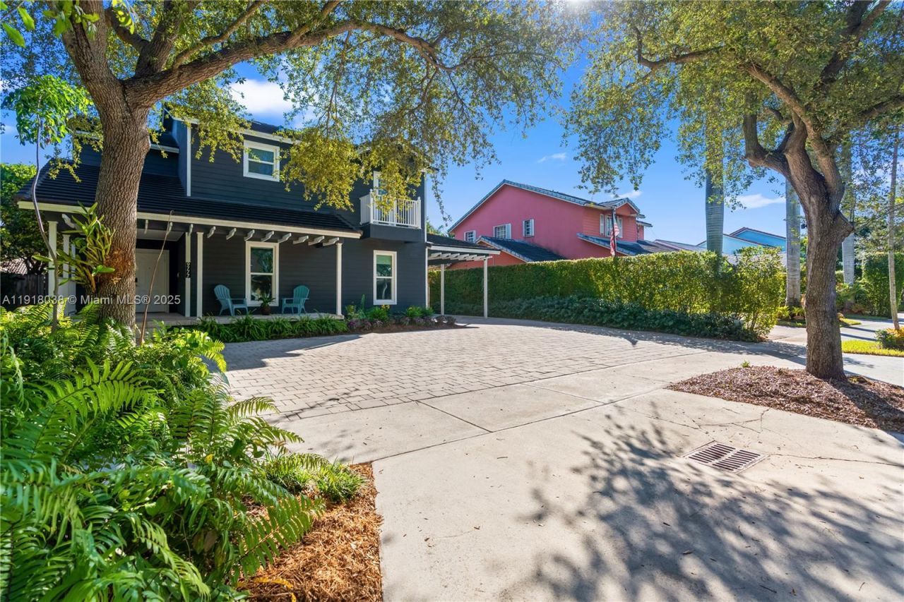 9777 SW 161st Pl, Miami, FL 33196 Photo