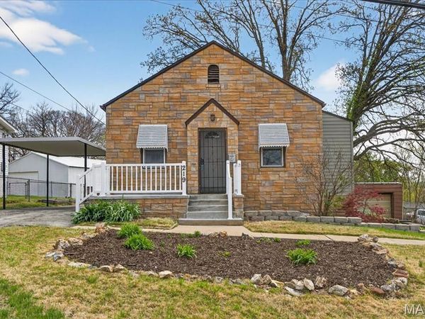 219 Lookout Avenue, Valley Park, MO 63088