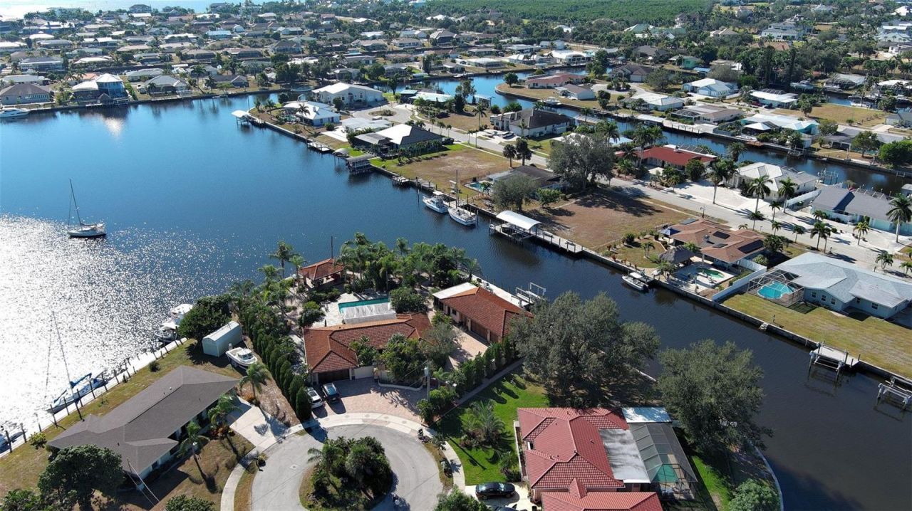 107 Free Court Se, Port Charlotte, FL 33952 Photo