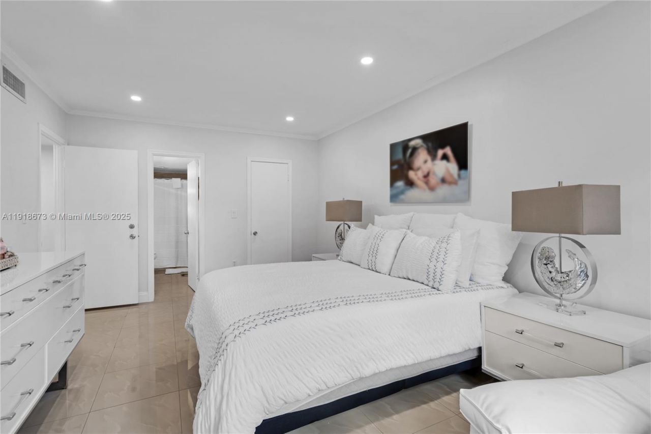 7851 Miller Dr, Unit A117, Miami, FL 33155 Photo