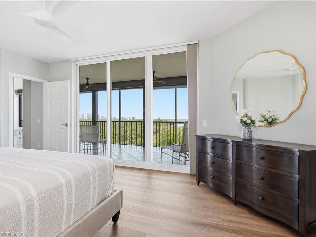 445 Cove Tower Dr, Unit 704, Naples, FL 34110 Photo