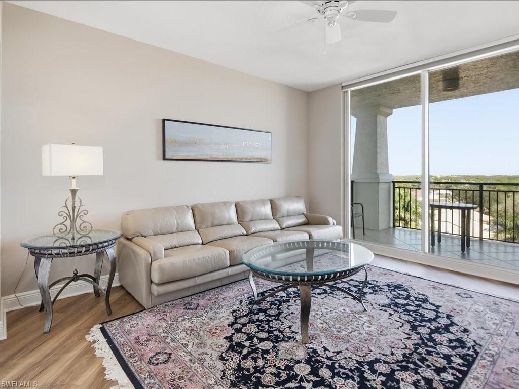445 Cove Tower Dr, Unit 704, Naples, FL 34110 Photo