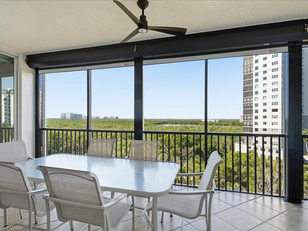 445 Cove Tower Dr, Unit 704, Naples, FL 34110 Photo