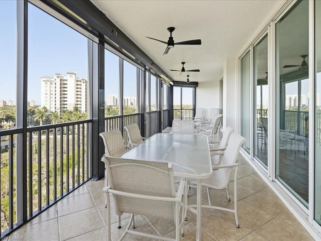 445 Cove Tower Dr, Unit 704, Naples, FL 34110 Photo
