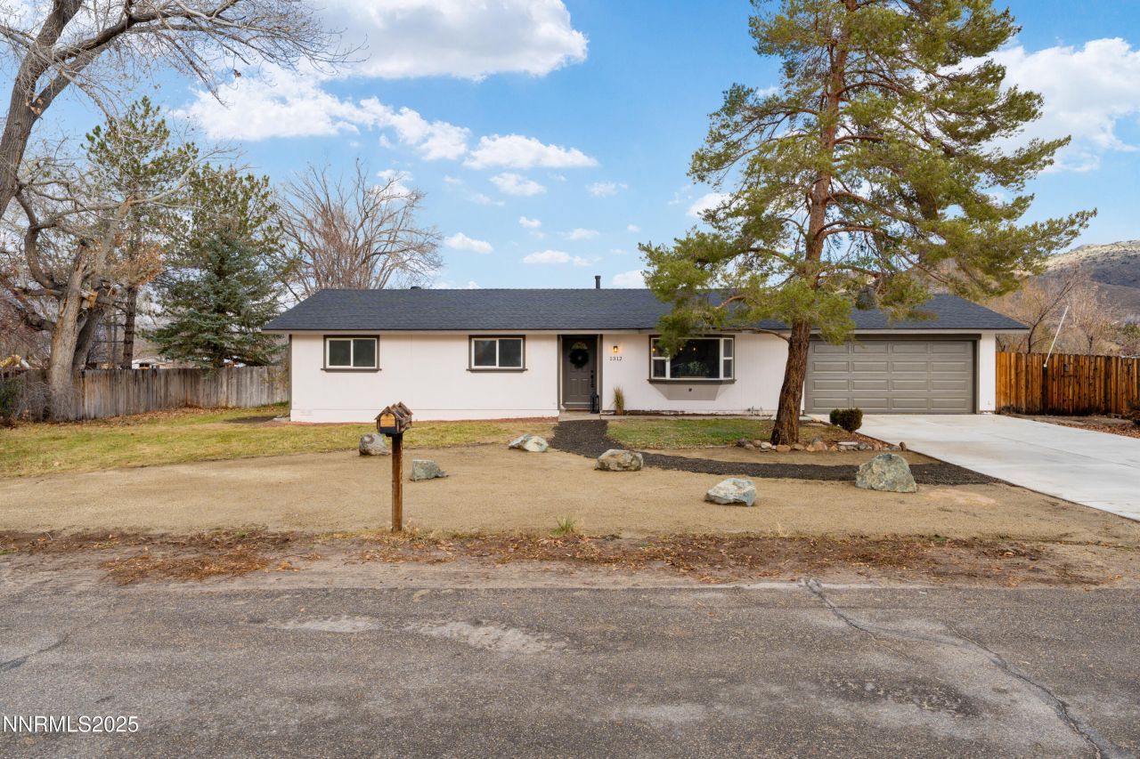 1312 Saratoga Lane, Minden, NV 89423 Photo