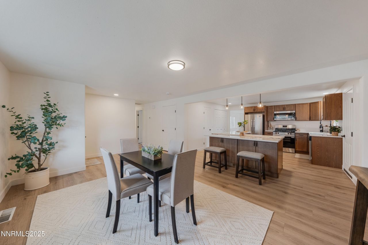 1312 Saratoga Lane, Minden, NV 89423 Photo