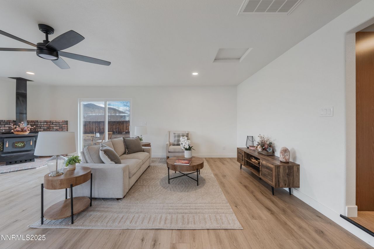 1312 Saratoga Lane, Minden, NV 89423 Photo