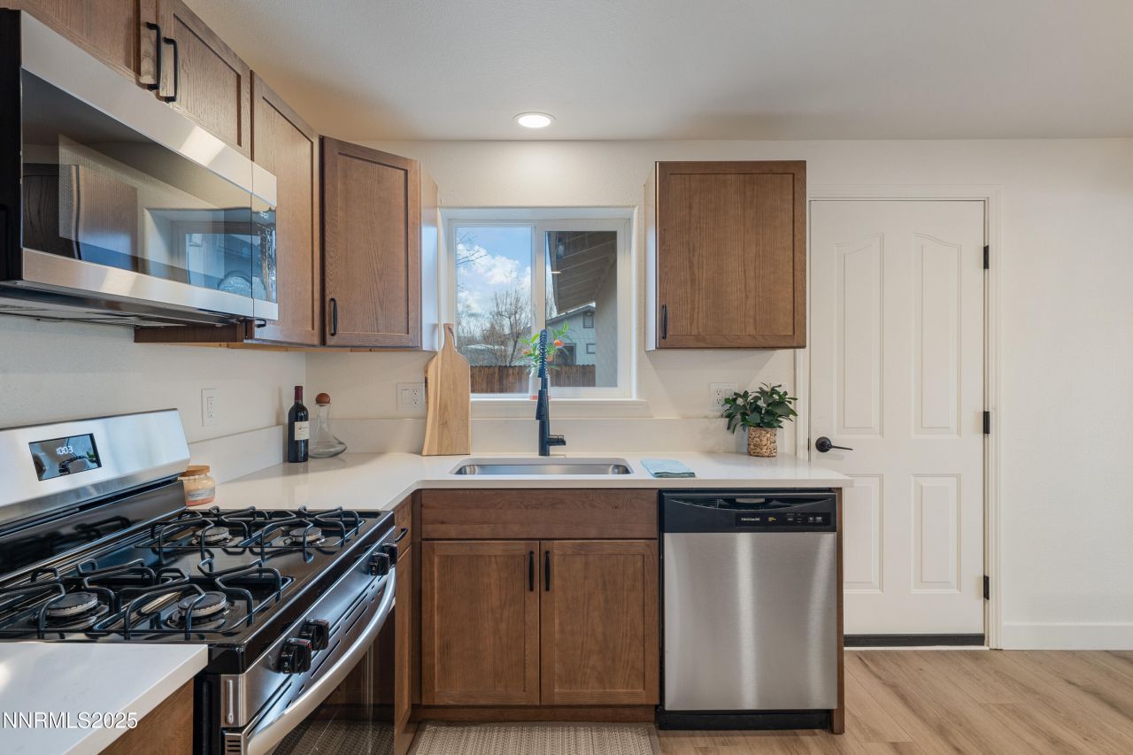 1312 Saratoga Lane, Minden, NV 89423 Photo