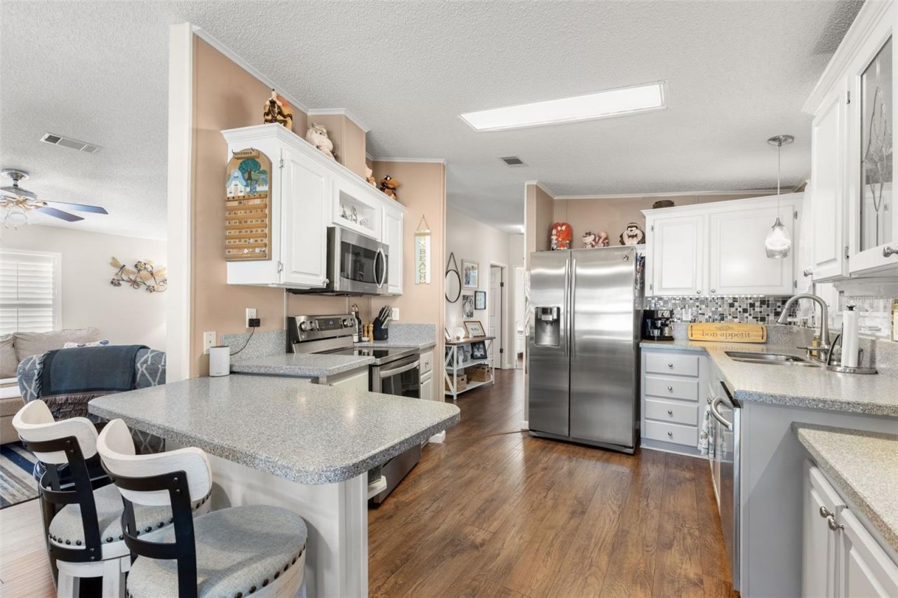 624 Mount Piney Avenue Ne, Unit 703, Saint Petersburg, FL 33702 Photo