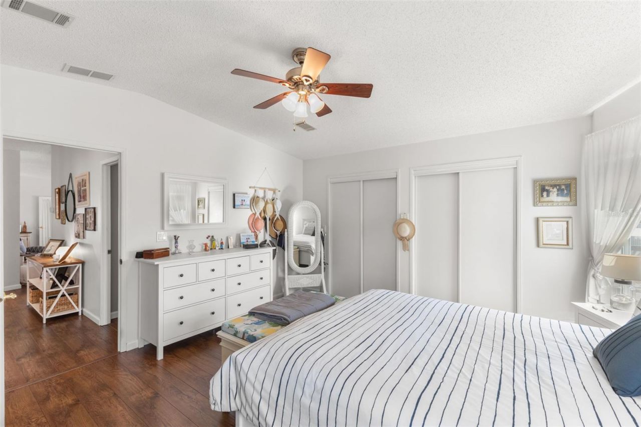 624 Mount Piney Avenue Ne, Unit 703, Saint Petersburg, FL 33702 Photo