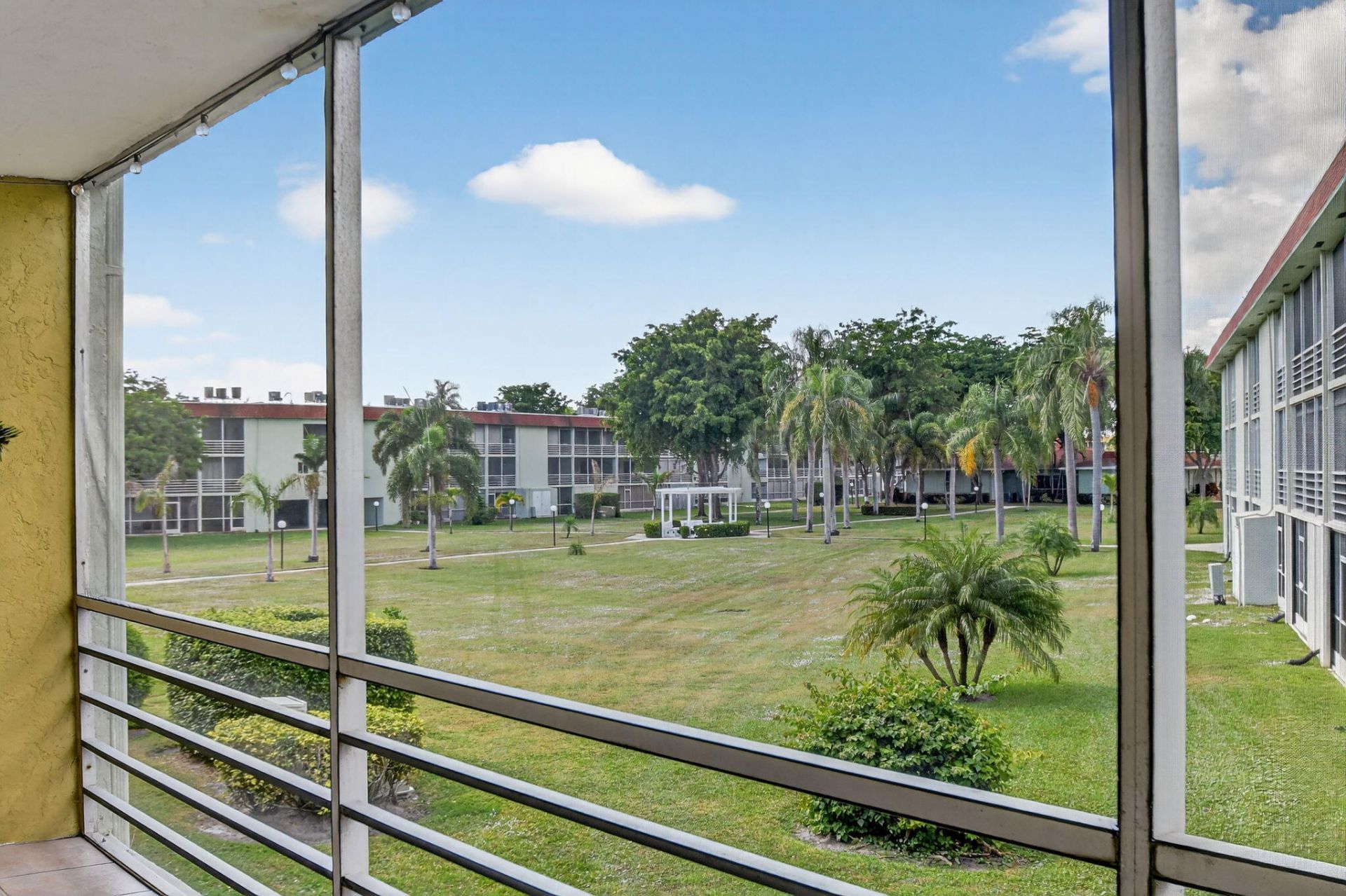3200 Springdale Boulevard, Unit 217, Palm Springs, FL 33461 Photo