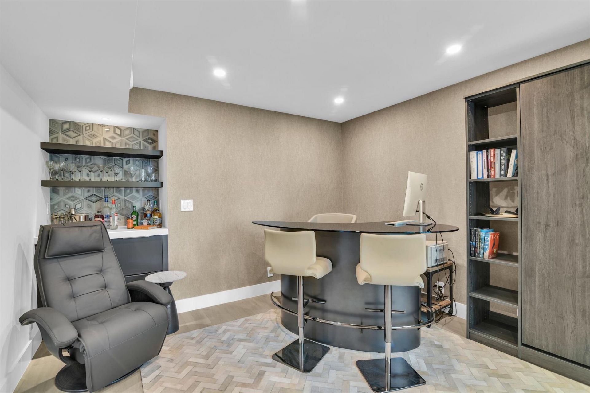 100 SE 5th Avenue, Unit 106, Boca Raton, FL 33432 Photo