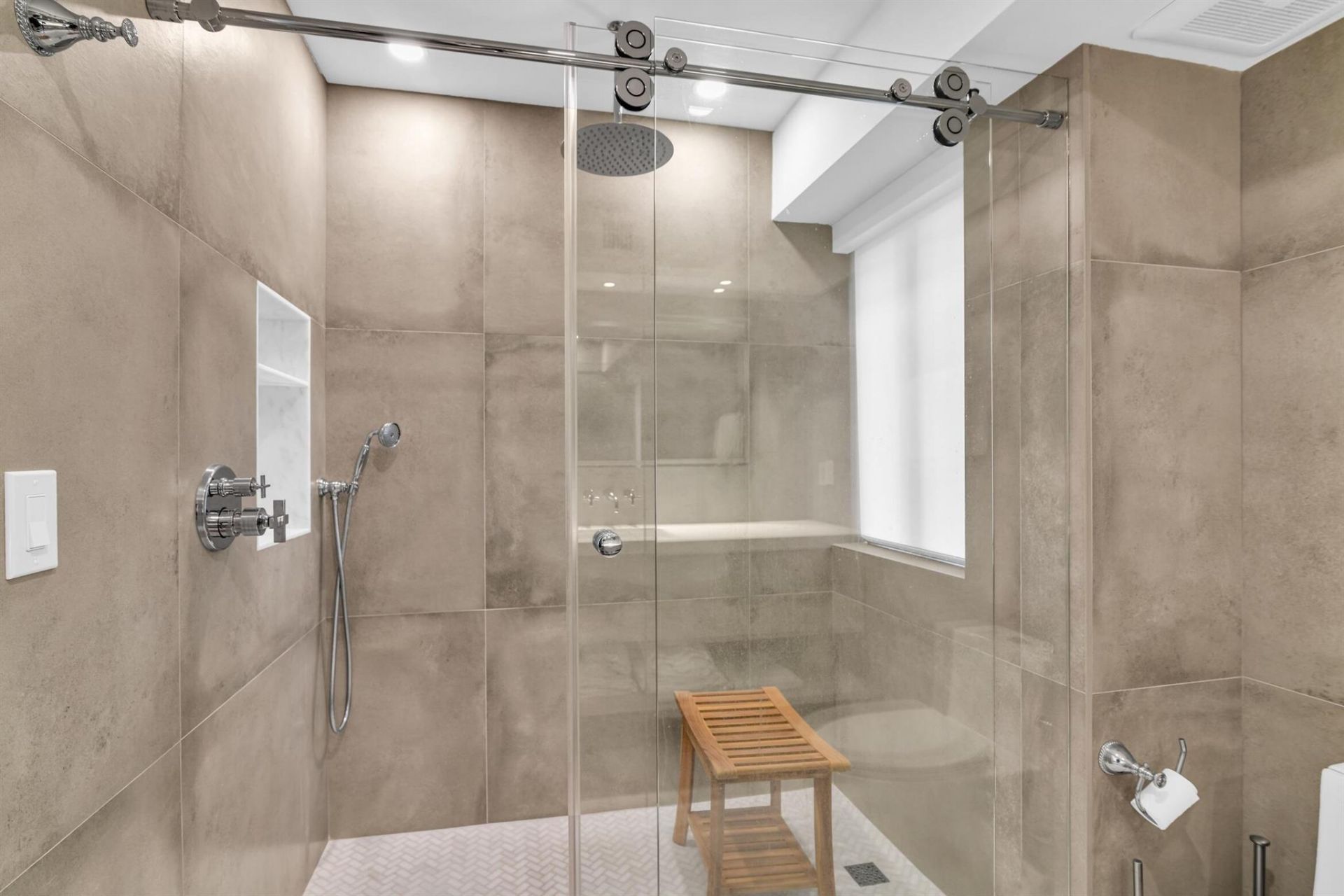 100 SE 5th Avenue, Unit 106, Boca Raton, FL 33432 Photo