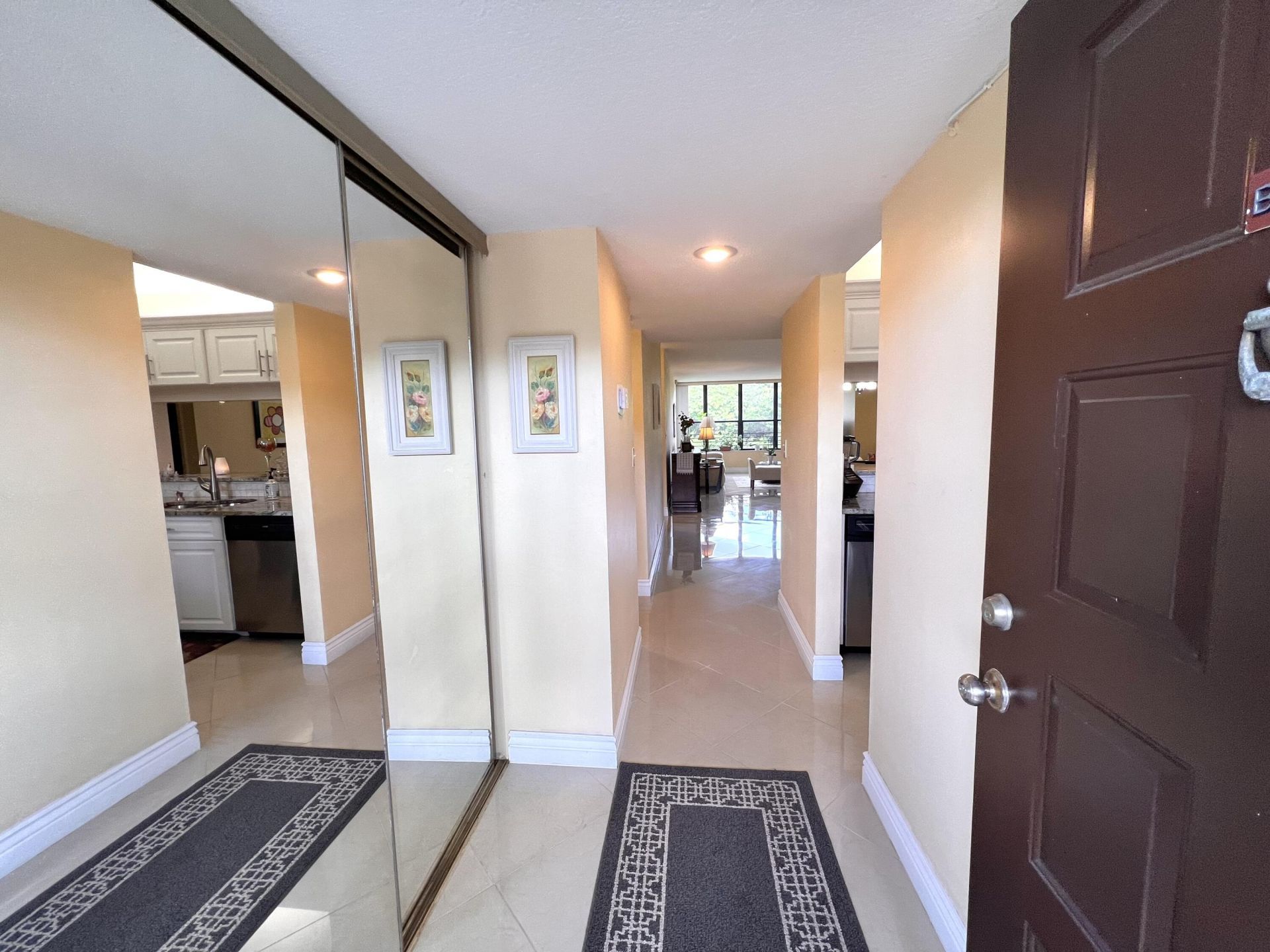 2660 Carambola Circle N, Unit 205, Coconut Creek, FL 33066 Photo