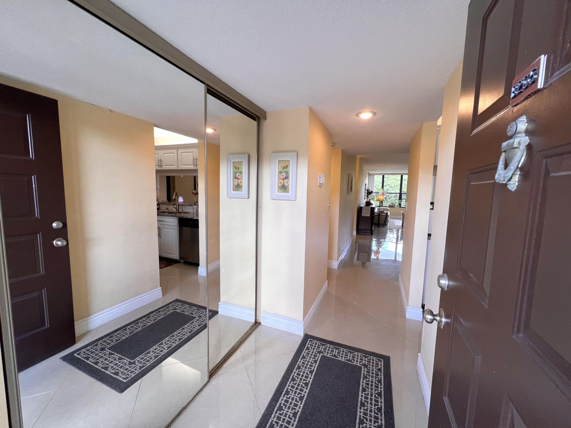 2660 Carambola Circle N, Unit 205, Coconut Creek, FL 33066 Photo