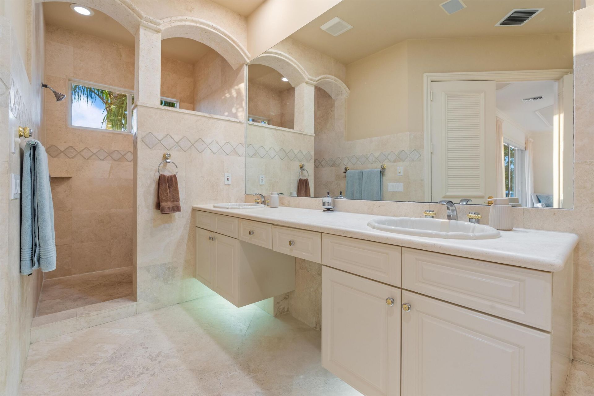 602 Oak Harbour Drive, Juno Beach, FL 33408 Photo