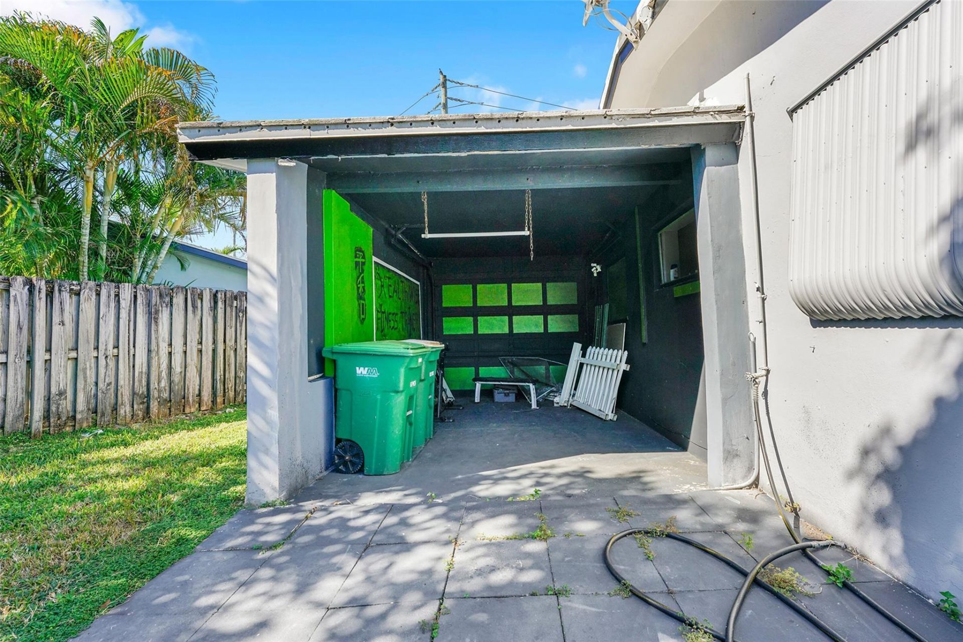 2704 NW 48th St, Fort Lauderdale, FL 33309 Photo