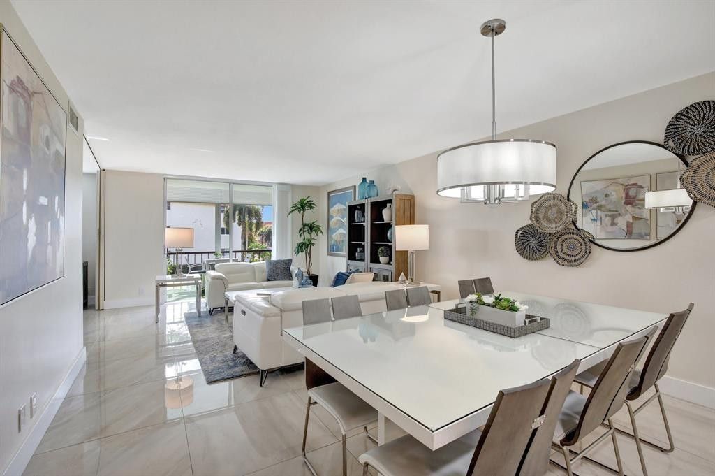 9720 S Hollybrook Lake Drive, Unit 204, Pembroke Pines, FL 33025 Photo