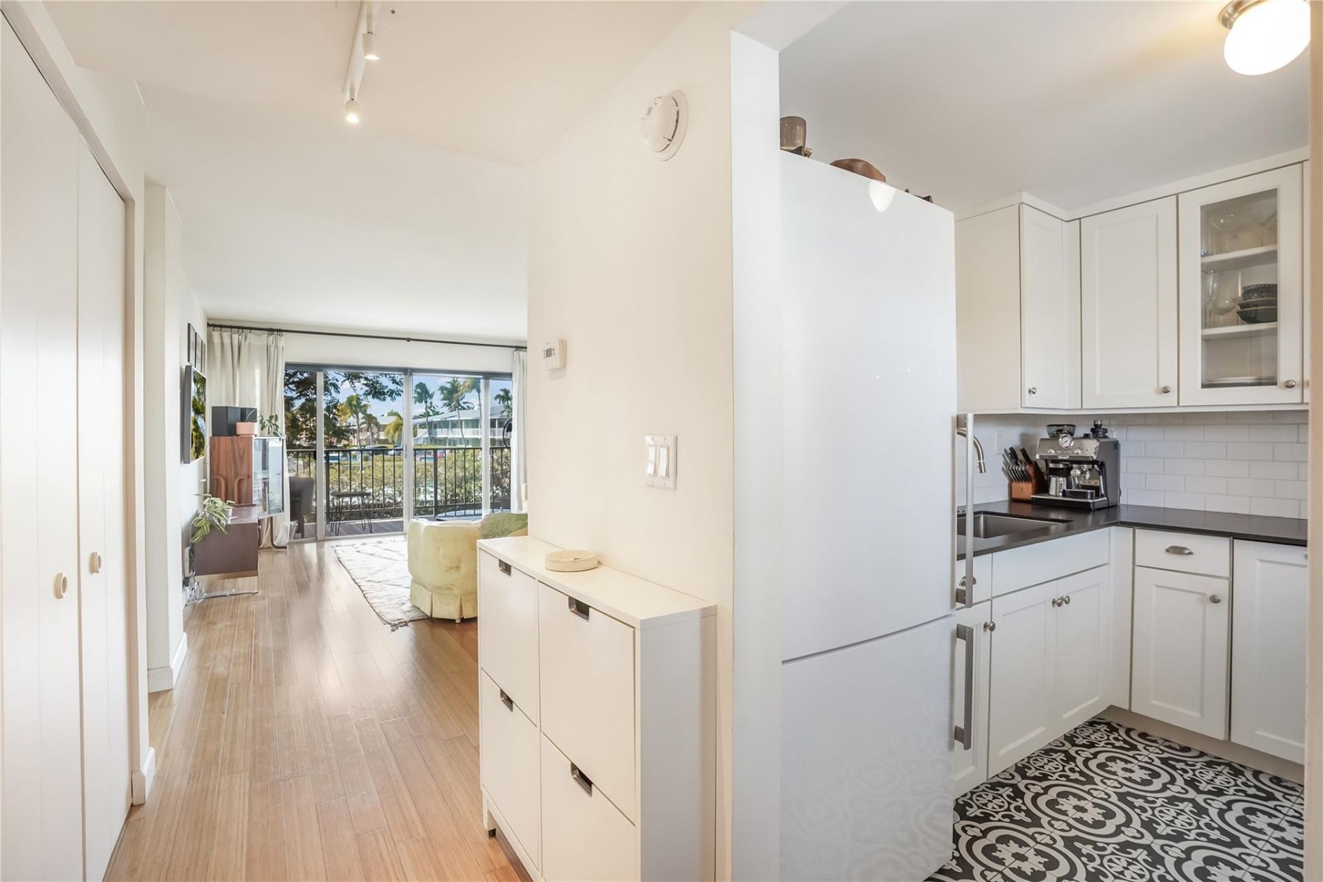 801 S Federal Highway, Unit 203, Pompano Beach, FL 33062 Photo