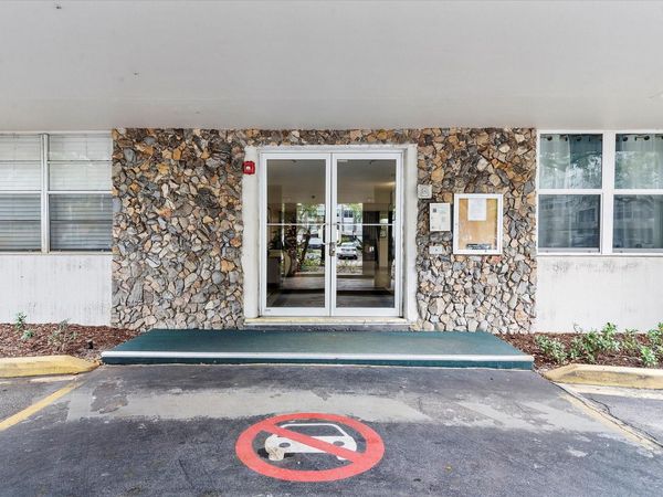 6500 Cypress Road, Unit 211, Plantation, FL 33317