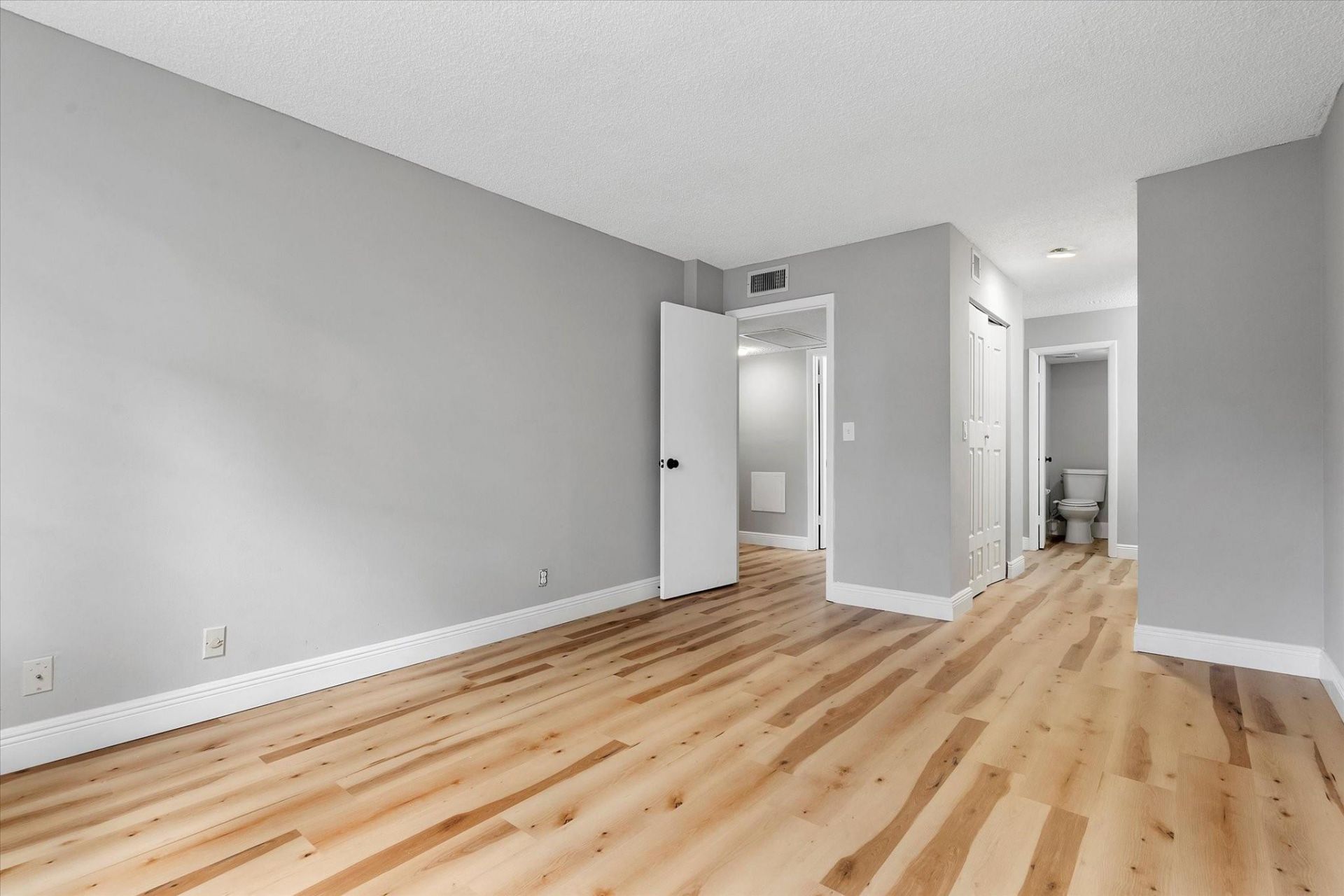 6500 Cypress Road, Unit 211, Plantation, FL 33317 Photo