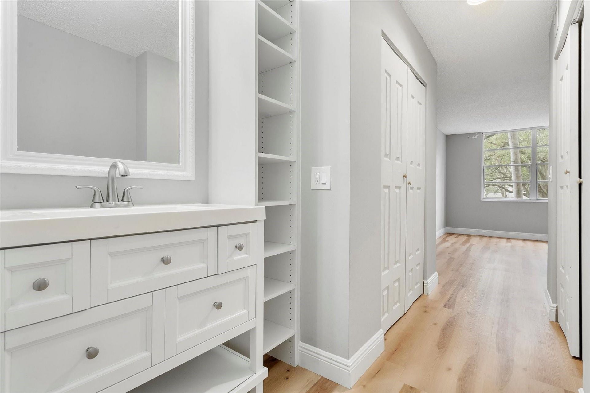 6500 Cypress Road, Unit 211, Plantation, FL 33317 Photo