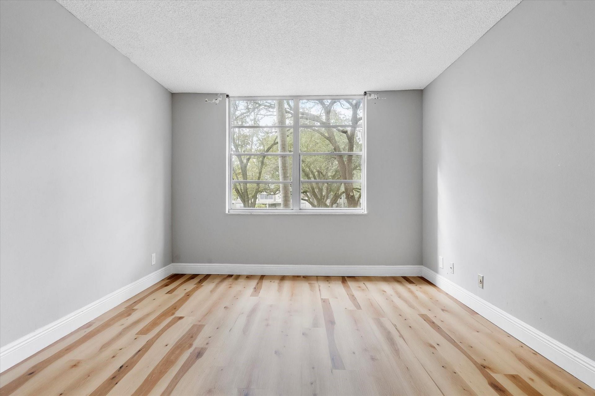 6500 Cypress Road, Unit 211, Plantation, FL 33317 Photo