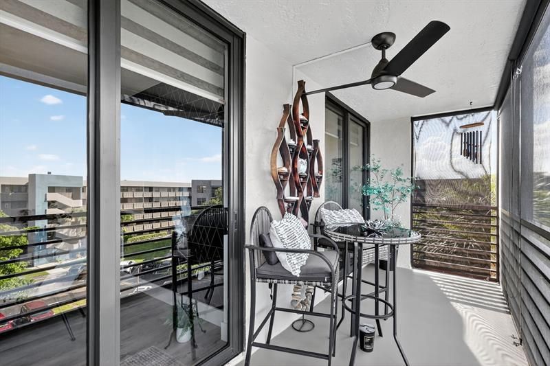 1000 Colony Point Circle, Unit 501, Pembroke Pines, FL 33026 Photo