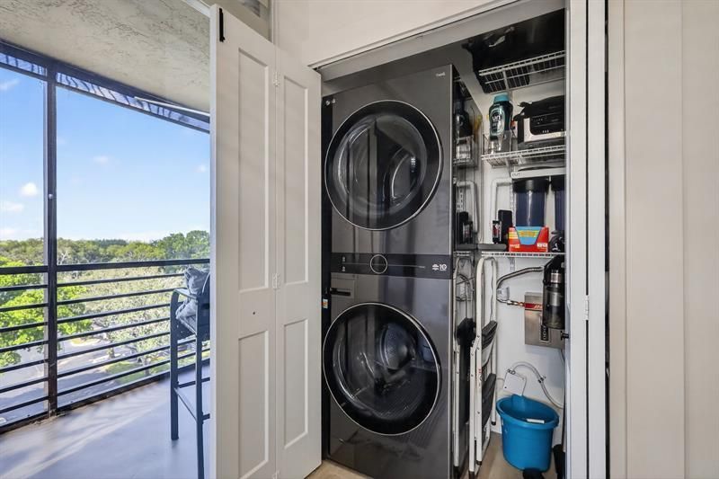 1000 Colony Point Circle, Unit 501, Pembroke Pines, FL 33026 Photo