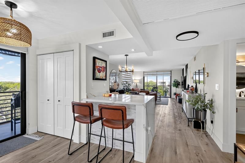 1000 Colony Point Circle, Unit 501, Pembroke Pines, FL 33026 Photo