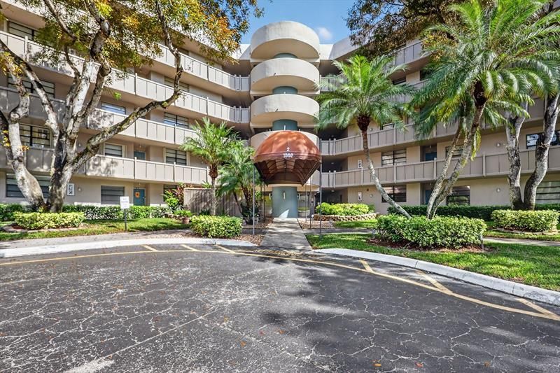 1000 Colony Point Circle, Unit 501, Pembroke Pines, FL 33026 Photo