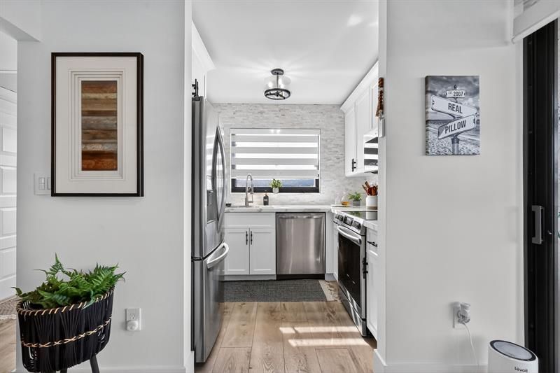 1000 Colony Point Circle, Unit 501, Pembroke Pines, FL 33026 Photo