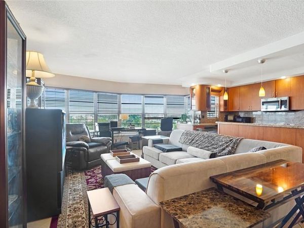 2500 NE 48th LN, Unit 608, Fort Lauderdale, FL 33308