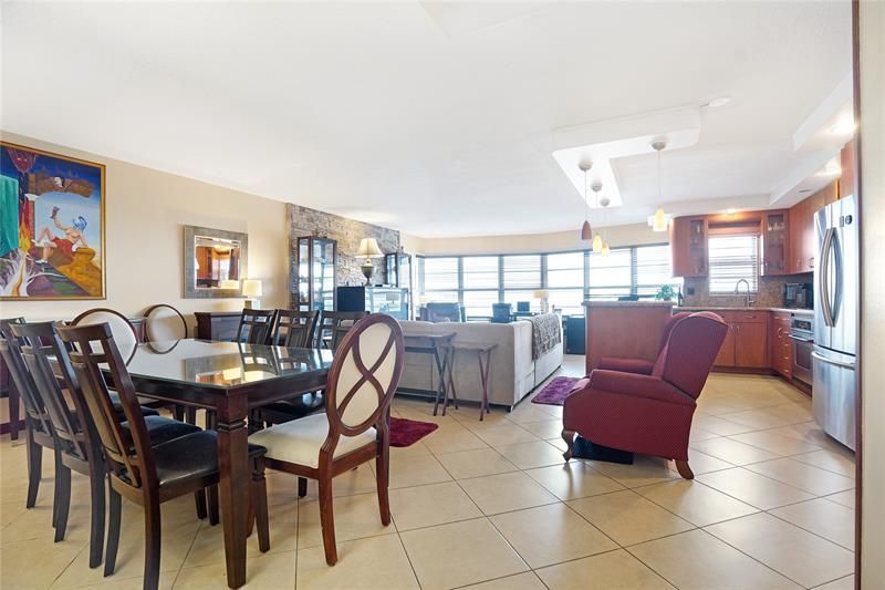 2500 NE 48th Lane, Unit 608, Fort Lauderdale, FL 33308 Photo