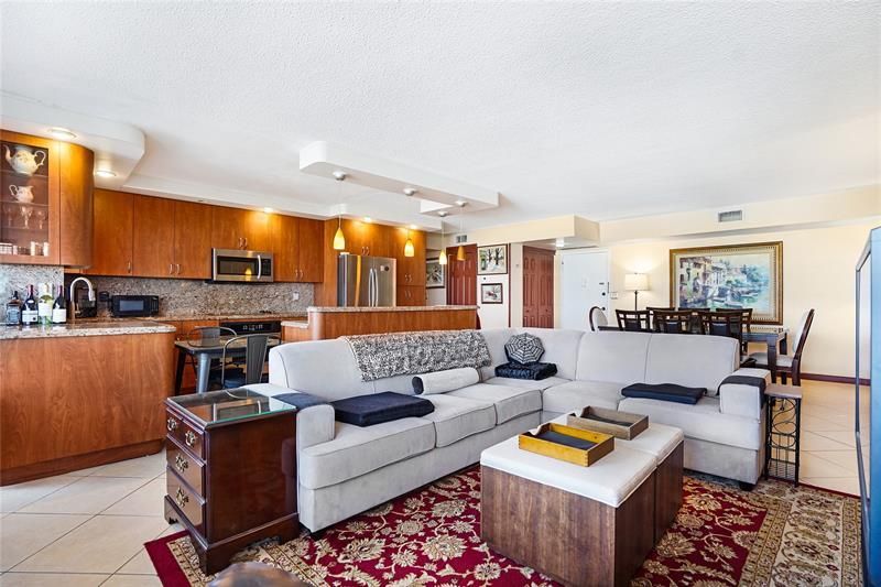 2500 NE 48th Lane, Unit 608, Fort Lauderdale, FL 33308 Photo