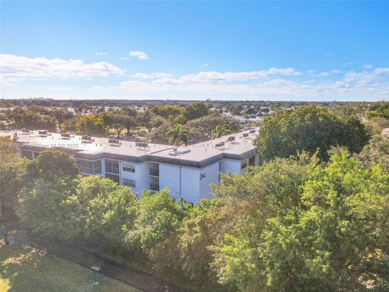 8405 NW 61st St, Unit D207, Tamarac, FL 33321 Photo