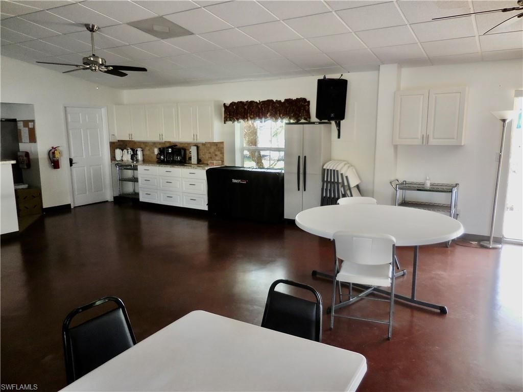 26 Enchanting Blvd, Naples, FL 34112 Photo
