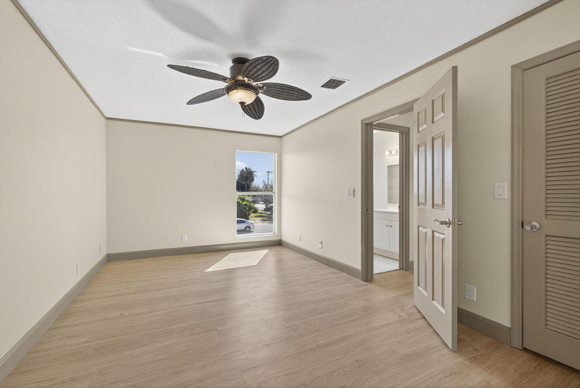 727 Hummingbird Way, Unit 6, North Palm Beach, FL 33408 Photo