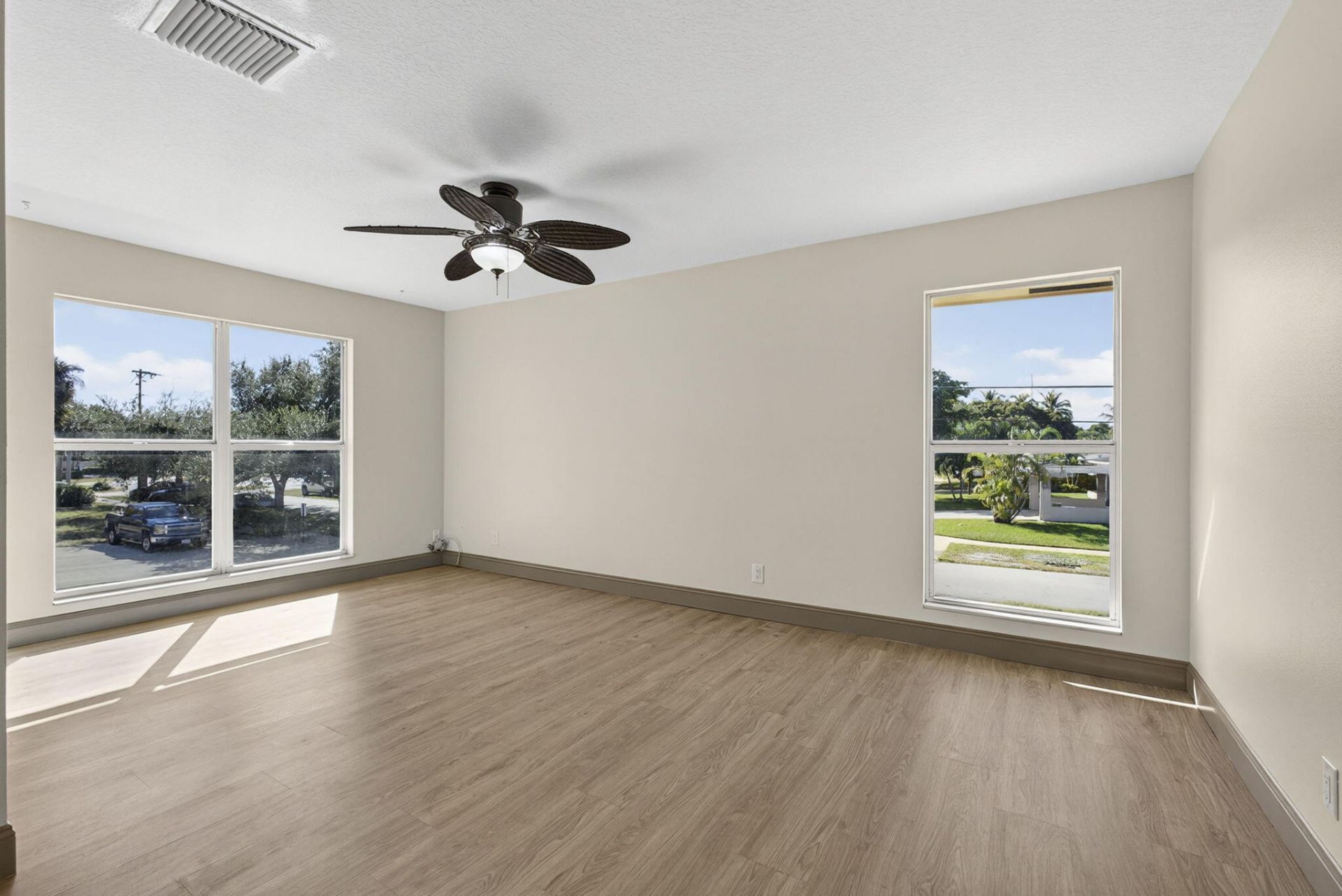 727 Hummingbird Way, Unit 6, North Palm Beach, FL 33408 Photo