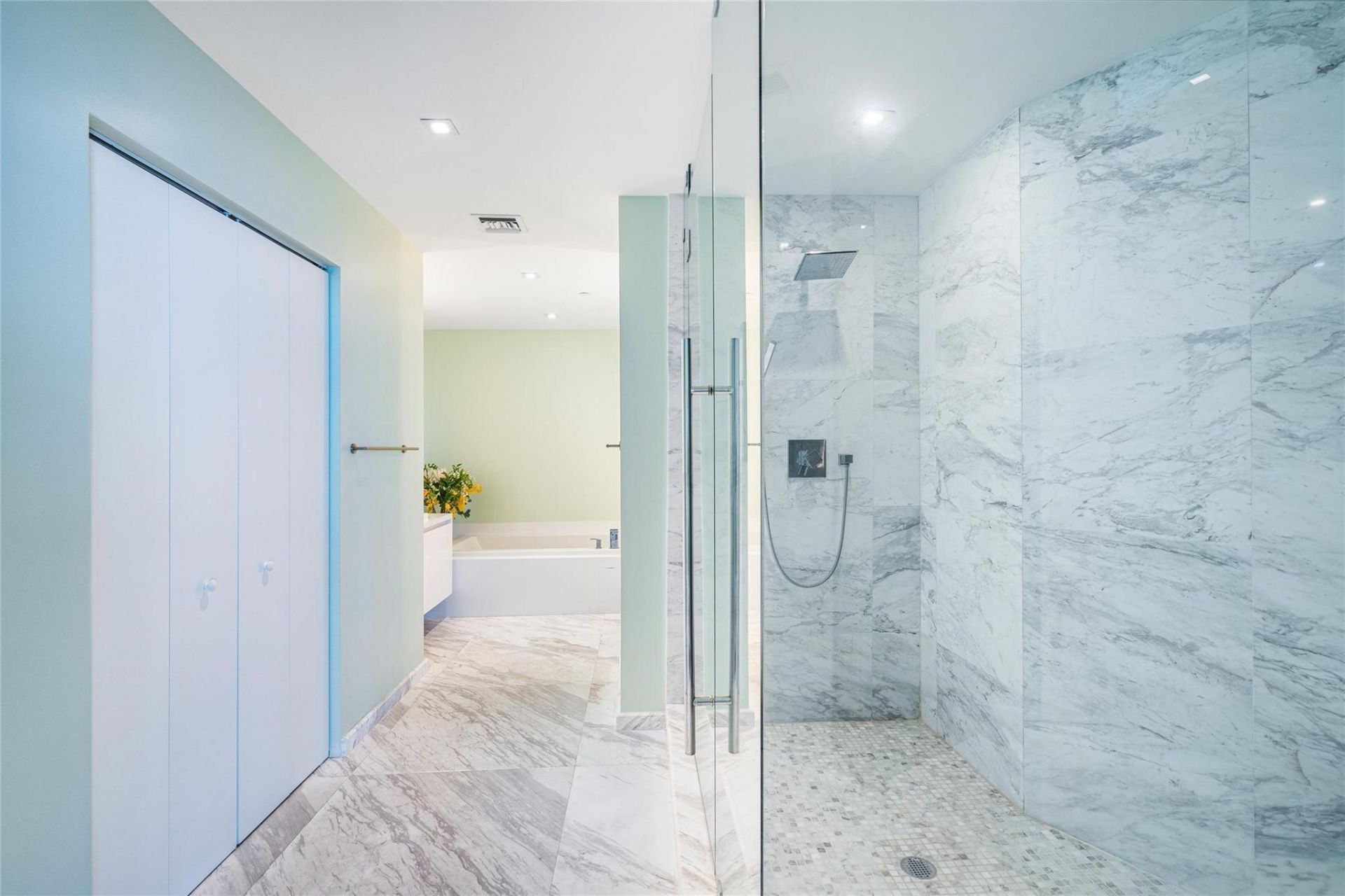 701 N Fort Lauderdale Beach Boulevard, Unit 1103, Fort Lauderdale, FL 33304 Photo